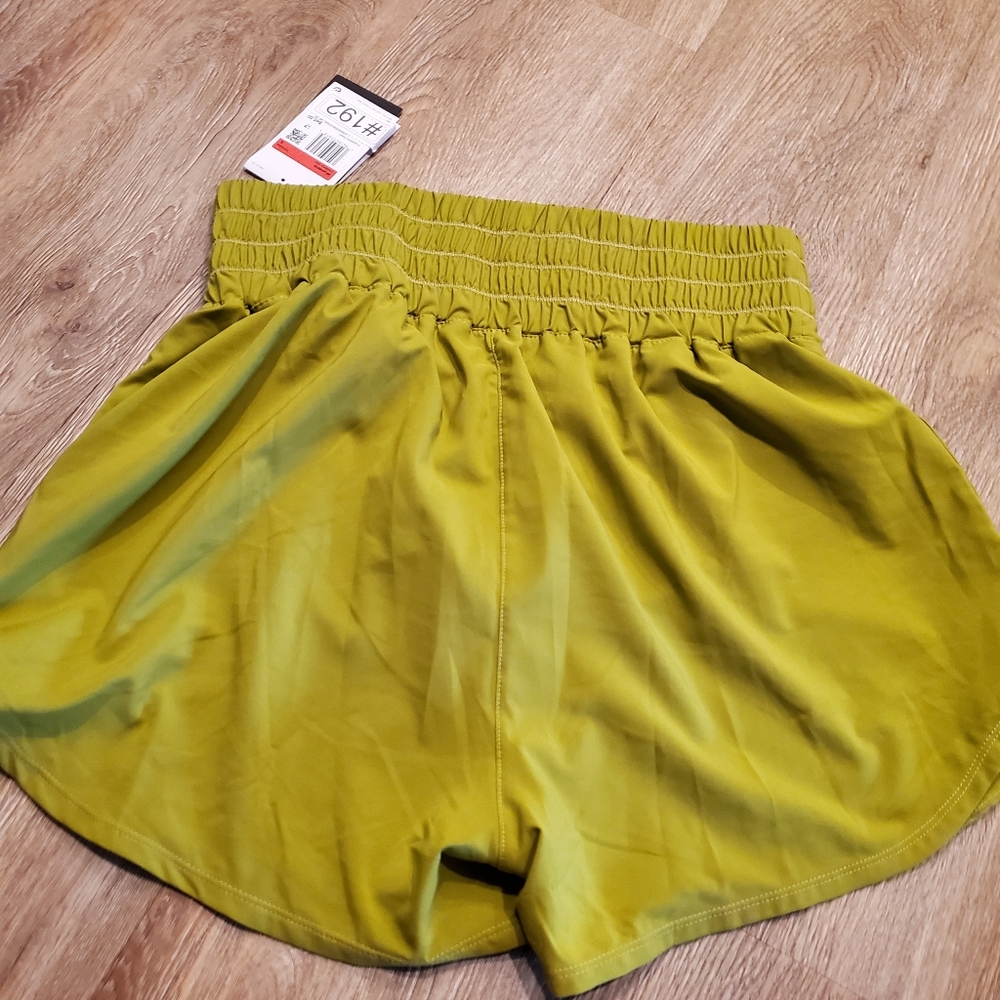 Nike Shorts - Picture 8 of 8